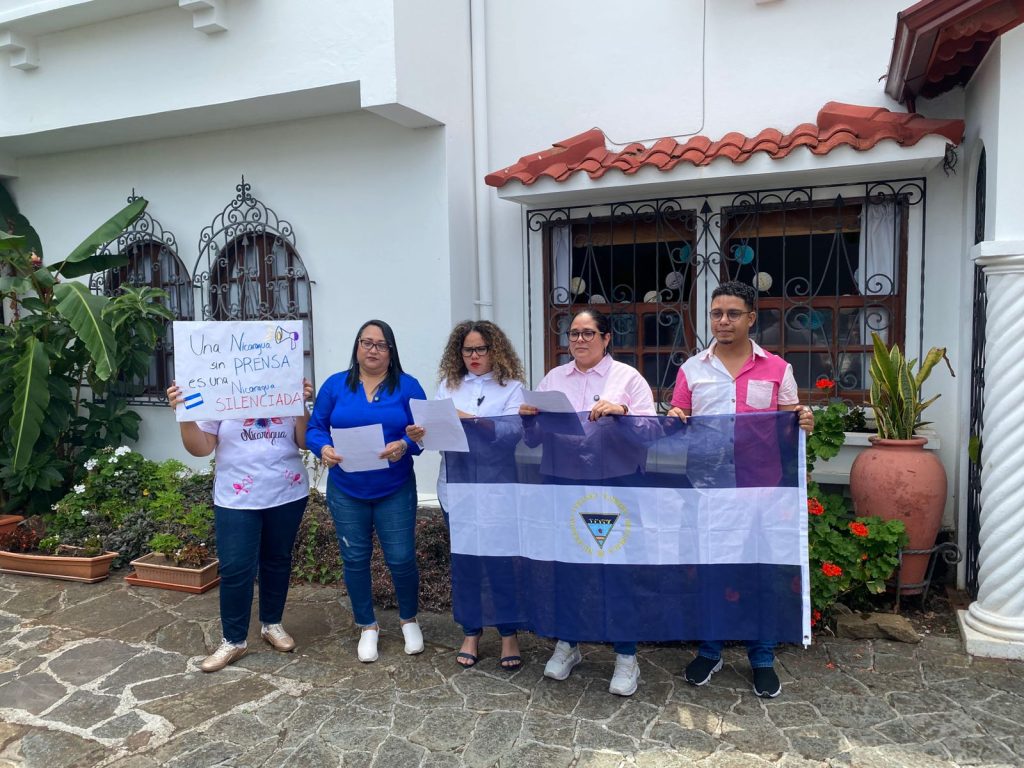 Integrantes de PCIN realizan piquete exprés en San José, Costa Rica.