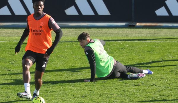Cuantiosa multa para Tchouaméni y Valverde a solo dos días del clásico español