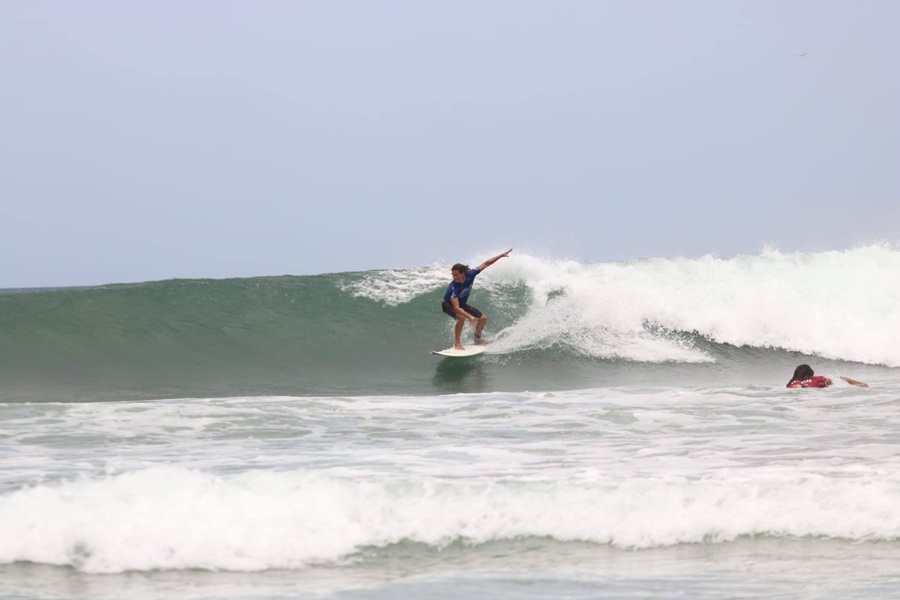 Turismo Torneo de Surf en Nicaragua