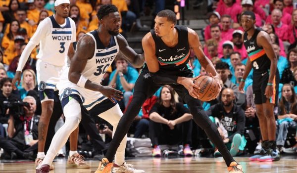 Timberwolves arruinan la noche de récord de Wembanyama