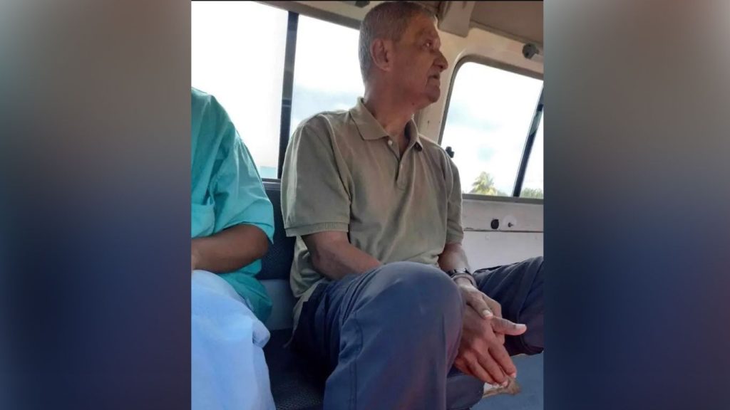 La última fotografía conocida de Brooklyn Rivera, al momento de su traslado a Managua tras ser secuestrado en Puerto Cabezas. Foto: redes sociales.