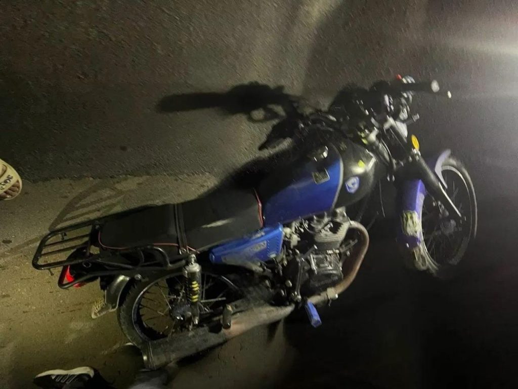 Motocicleta en la que perdió la vida la adolescente Haydeling Francela Gómez Úbeda, de 15 años. Foto: La Primerísima/facebook.