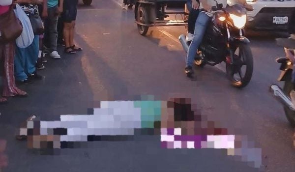 Video muestra cuando una mujer muere arrollada por un motociclista en Linda Vista