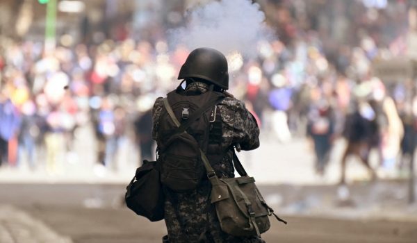 Crisis en Bolivia: protestas cumplen cuatro semanas con enfrentamientos policiales
