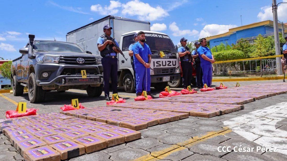 Policía incauta cargamento de cocaína en Jinotega y captura a dos hombres. Foto: El 19 Digital/Facebook.
