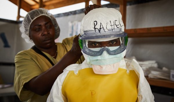 Reportan 177 muertes por el brote de ébola en Congo, 750 casos sospechosos