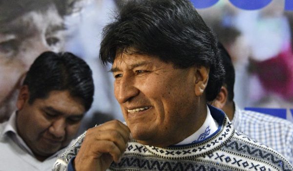 Declaran en rebeldía a Evo Morales y se suspende el juicio oral por el delito de trata de menores
