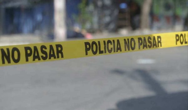 Nicaragüense es asesinado en El Salvador; investigan a su pareja