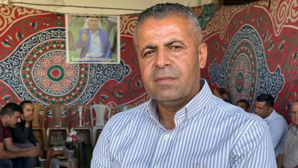 Mohamed Asasa buscó darle a su padre un entierro digno. Foto: BBC Mundo