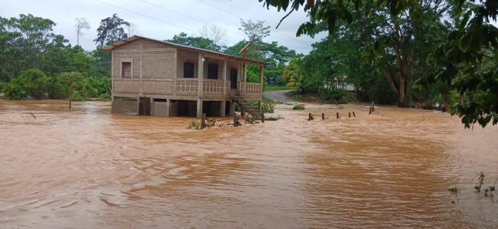 Viviendas anegadas en Rosita, Caribe Norte