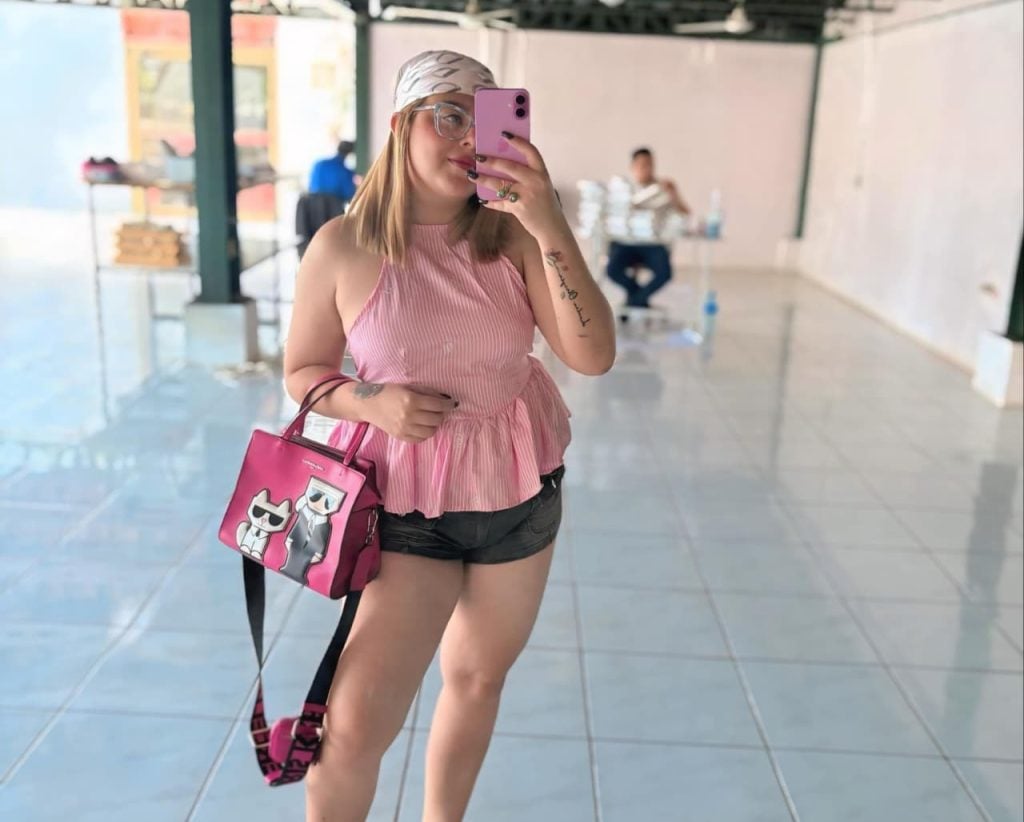 Dina Obregón, quien acusa a un médico de mala praxis en procedimiento estético. Foto: Facebook/Dina Dianneth Obregón.