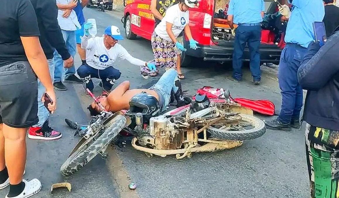 Violento accidente en Xiloá deja dos lesionados, entre ellos una menor de 8 años que aún permanece en UCI. Foto: Noticiero Nicaragua/Facebook.