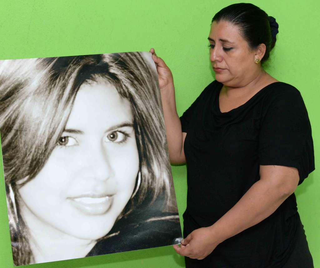 Sandra González, mamá de Lizandra Jarquín. LA PRENSA / ARCHIVO