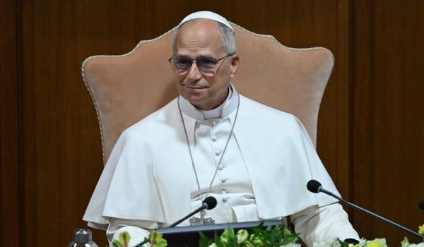 León XIV: La IA tiene que ser «desarmada» del dominio, la exclusión y la muerte