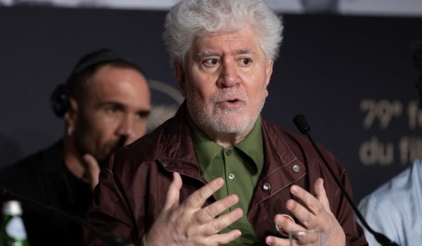 El gran cineasta español Pedro Almódovar carga contra Trump, Netanyahu y Putin