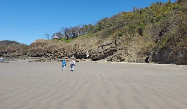 Tragedia en playa Majagual: recuperan cuerpos de los dos hermanitos desaparecidos