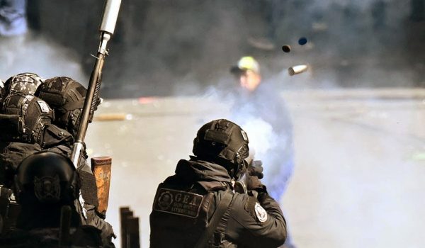 Crisis en Bolivia: Presidente Paz convoca a diálogo social