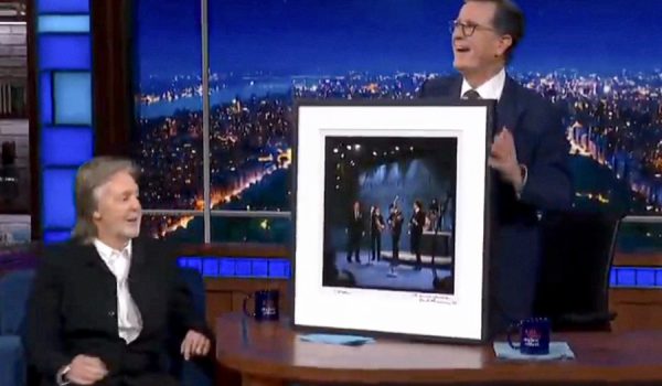 Stephen Colbert, humorista azote de Trump, se despide del público