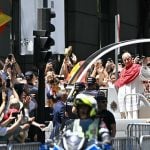 España recibe a León XIV, una histórica visita que el Papa convertirá en homenaje a los migrantes