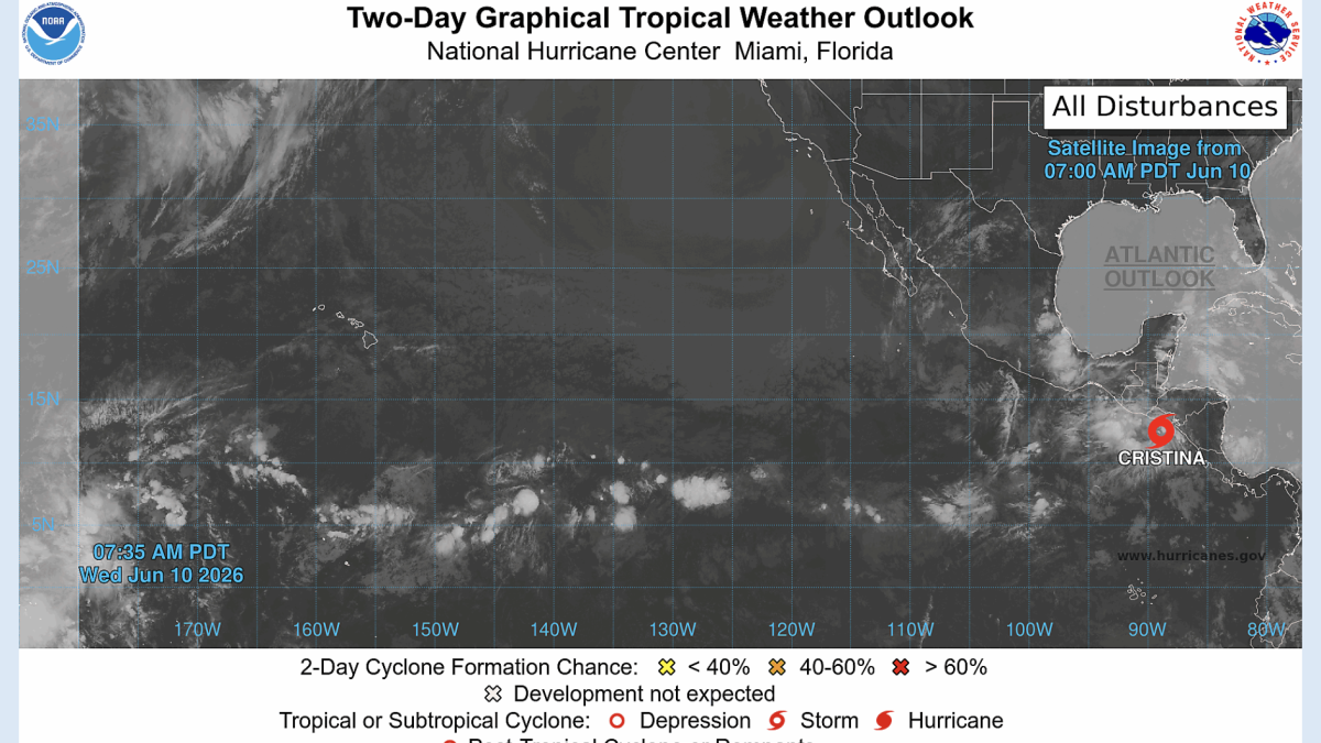 La tormenta tropical Cristina se mueve hacia El Salvador. Centro Nacional de Huracanes