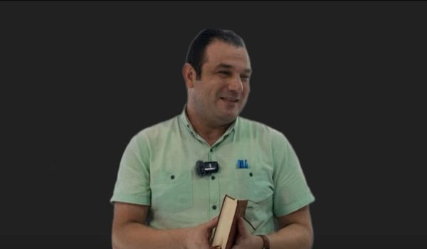 Agentes policiales detienen al diácono Wilfred Aráuz Rodríguez, de Estelí