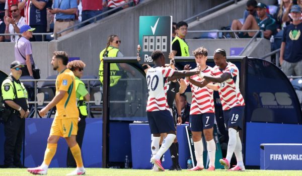 Estados Unidos gana a Australia en la Copa Mundial
