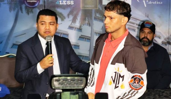 «Chocolatito» trabaja para forjar a los próximos ídolos del boxeo nicaragüense