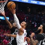 Los Knicks siguen intratables: vencen a los Spurs en el inicio de la final de la NBA