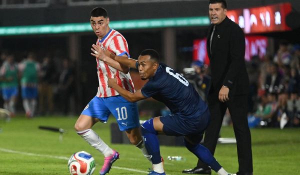Juan Cruz Real tuvo un balance de un empate y una derrota en su debut