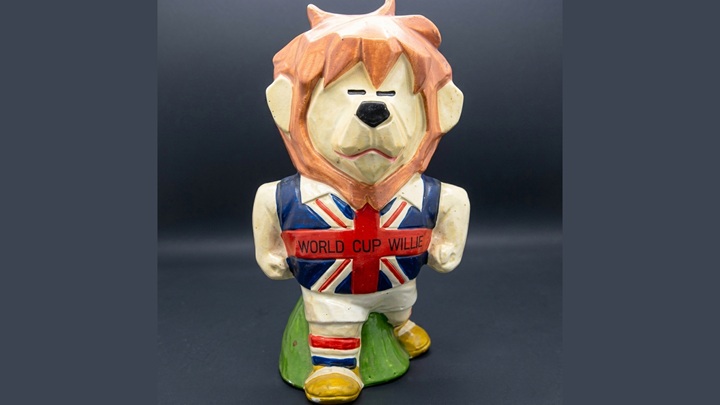 Willie, un león con la camiseta del Reino Unido, fue la primera mascota mundialista en Inglaterra 1966. Desde entonces, estas figuras representan la identidad de los países anfitriones. LA PRENSA / ARCHIVO REDES