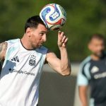 Astro argentino celebra su cumpleaños 39 entrenando con sus compañeros