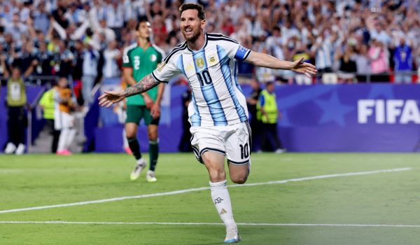 Un espectacular Lionel Messi iguala el récord goleador de Miroslav Klose en la Copa Mundial