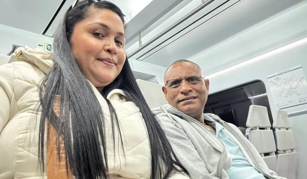 La nicaragüense Reyna Isabel Balladares Chavarría y su esposo, venezolano, Carlos Alexander Gutiérrez. Cortesía