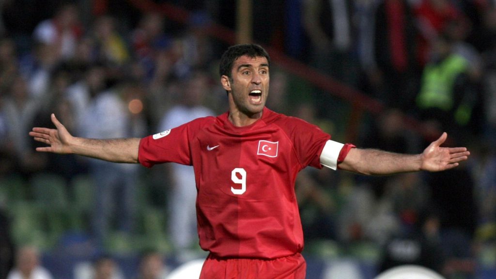 Hakan Şükür, el más rápido de la historia mundialista.