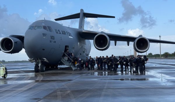 El Comando Sur de Estados Unidos apoya las labores humanitarias tras el terremoto en Venezuela. @Southcom Traducido del inglés