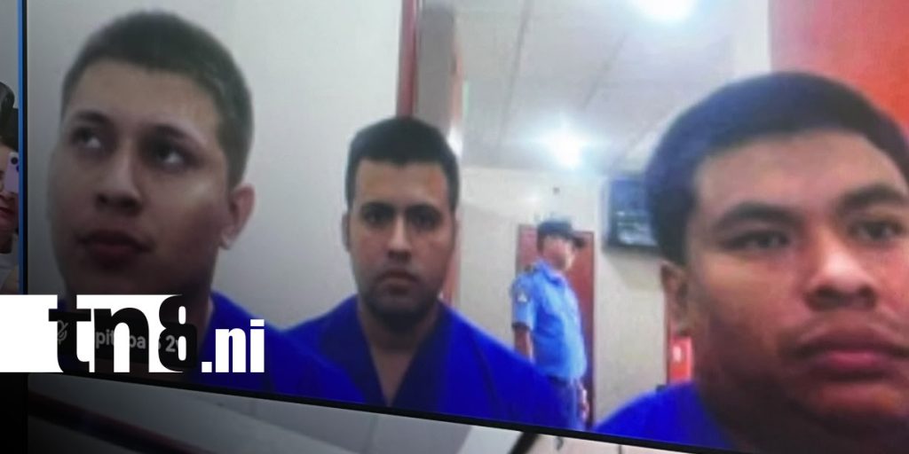 Acusados por tráfico ilegal de vehículos en Managua. Foto: Canal 8.