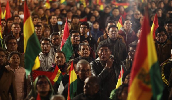 Arrestan al líder campesino de los bloqueos  en Bolivia