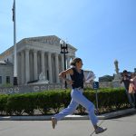 Corte Suprema de EE. UU. rechaza prohibir ciudadanía por nacimiento como quería Trump