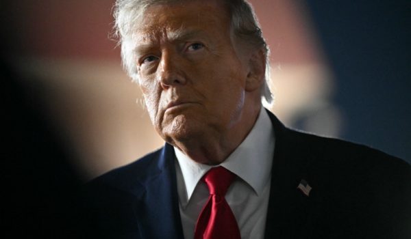 Trump dice que un acuerdo de paz con Irán está en su «fase final»