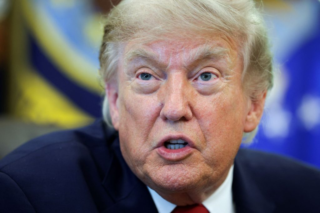 Donald Trump quiso anular la ciudadanía por nacimiento a través de un decreto ejecutivo que ha quedado anulado hoy con el fallo de la Corte Suprema de Estados Unidos. AFP