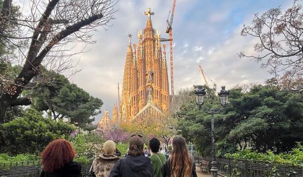Antoni Gaudí se inspiró en el conocimiento histórico para reinventar la arquitectura contemporánea.
