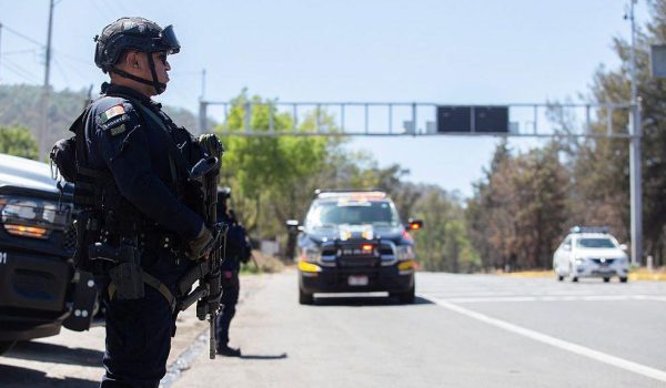 Las autoridades desconocen la identidad de los agresores que atacaron a la policía. Foto: BBC Mundo