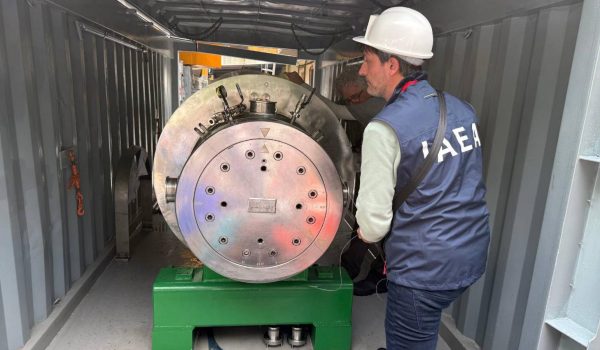 Por qué Venezuela llegó a tener uranio altamente enriquecido y cómo fue la reciente operación secreta para entregárselo a EE.UU.
