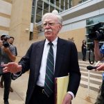 John Bolton, acérrimo crítico de Trump y su exconsejero de Seguridad Nacional, se declara culpable de retener documentos clasificados