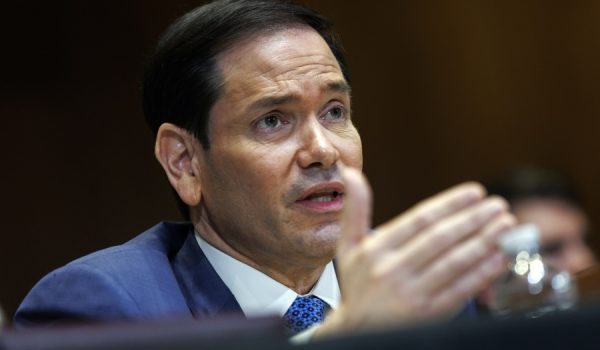 El secretario de Estado de Estados Unidos, Marco Rubio, fue captado el pasado 3 de junio, durante un comparecencia ante un comité del Senado estadounidense, en Washington DC (EE.UU.). EFE/Will Oliver