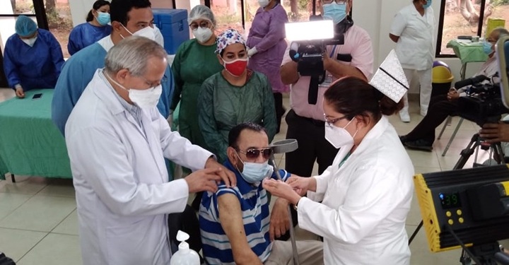 Actualmente, en Nicaragua hay solo nueve médicos por cada 10 mil habitantes, la cantidad más baja de la región centroamericana. LA PRENSA/ REDES SOCIALES