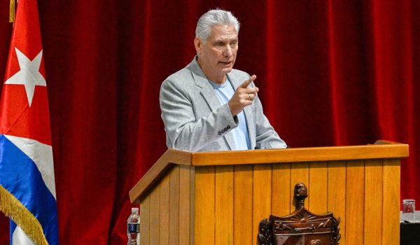 Fotografía de archivo del presidente de Cuba, Miguel Díaz-Canel, en La Habana. EFE/EPA/ADALBERTO ROQUE/ POOL