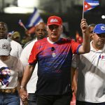 Cuba: Dictador Díaz-Canel consulta con expertos no oficialistas para reformas económicas