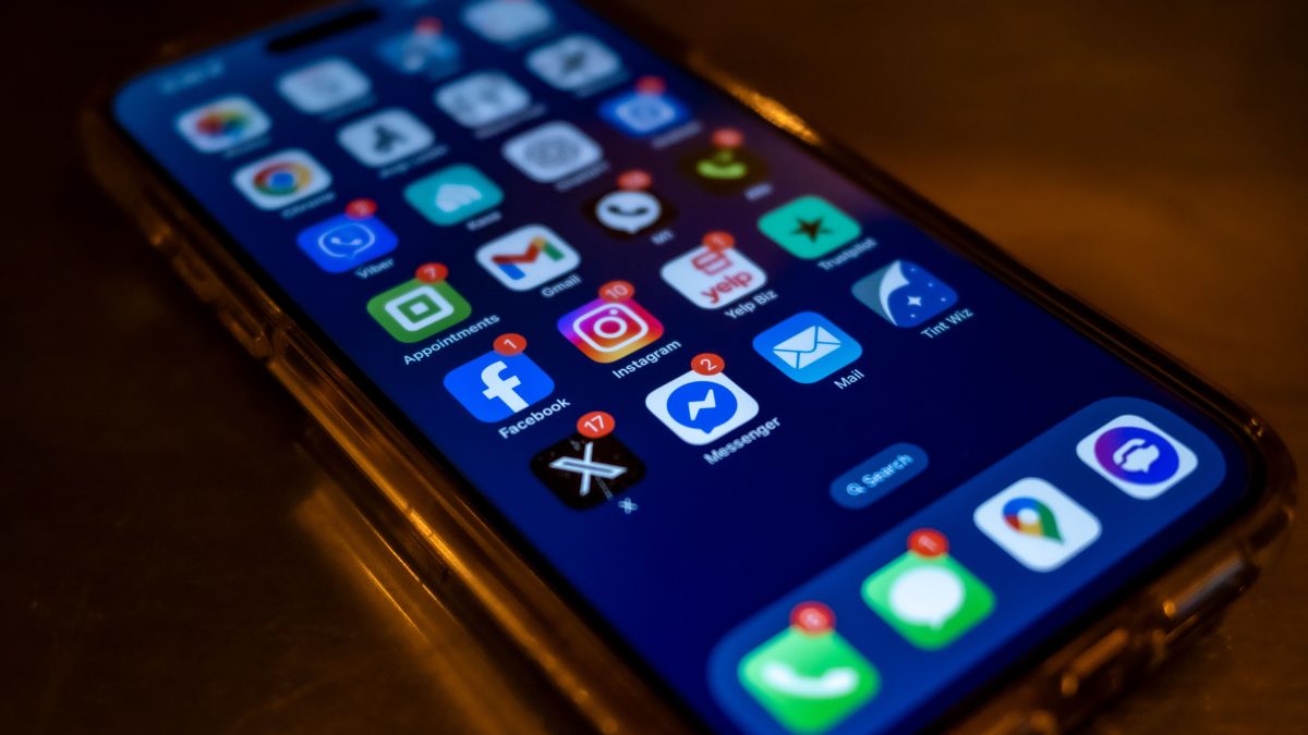 Meta experimentó una caída a nivel mundial. Foto: Pexels/DumitruB