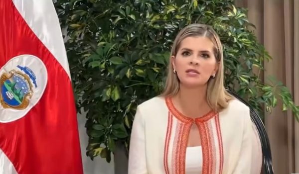 La presidenta de Costa Rica, Laura Fernández. Captura de pantalla.